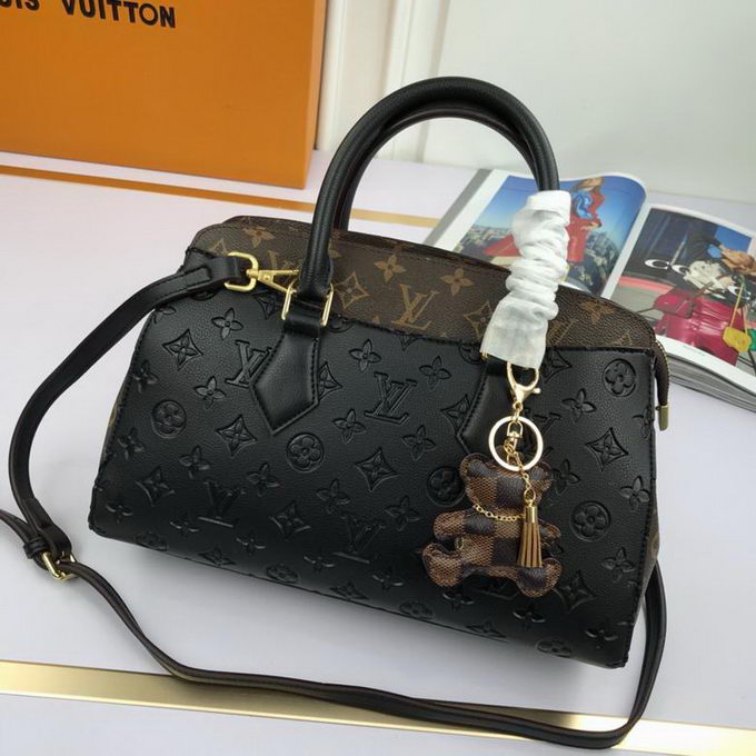 Louis Vuitton Bag 2022 ID:20220122-469
